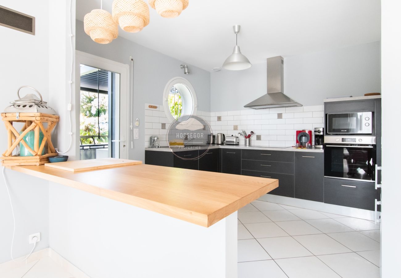 Maison à Soorts-Hossegor - Villa Alaïa - Hossegor - Piste cyclable - Commerce