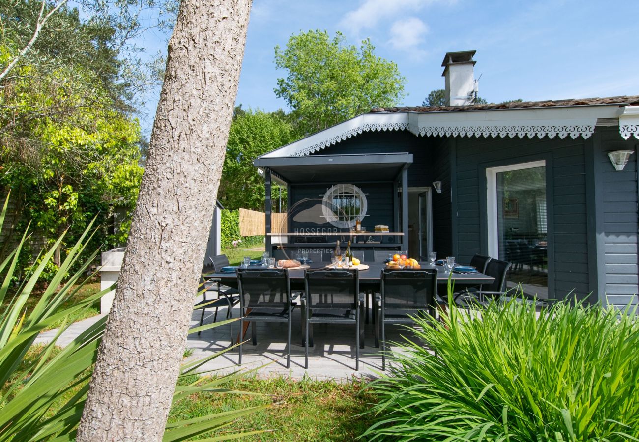 Maison à Soorts-Hossegor - Villa Alaïa - Hossegor - Piste cyclable - Commerce
